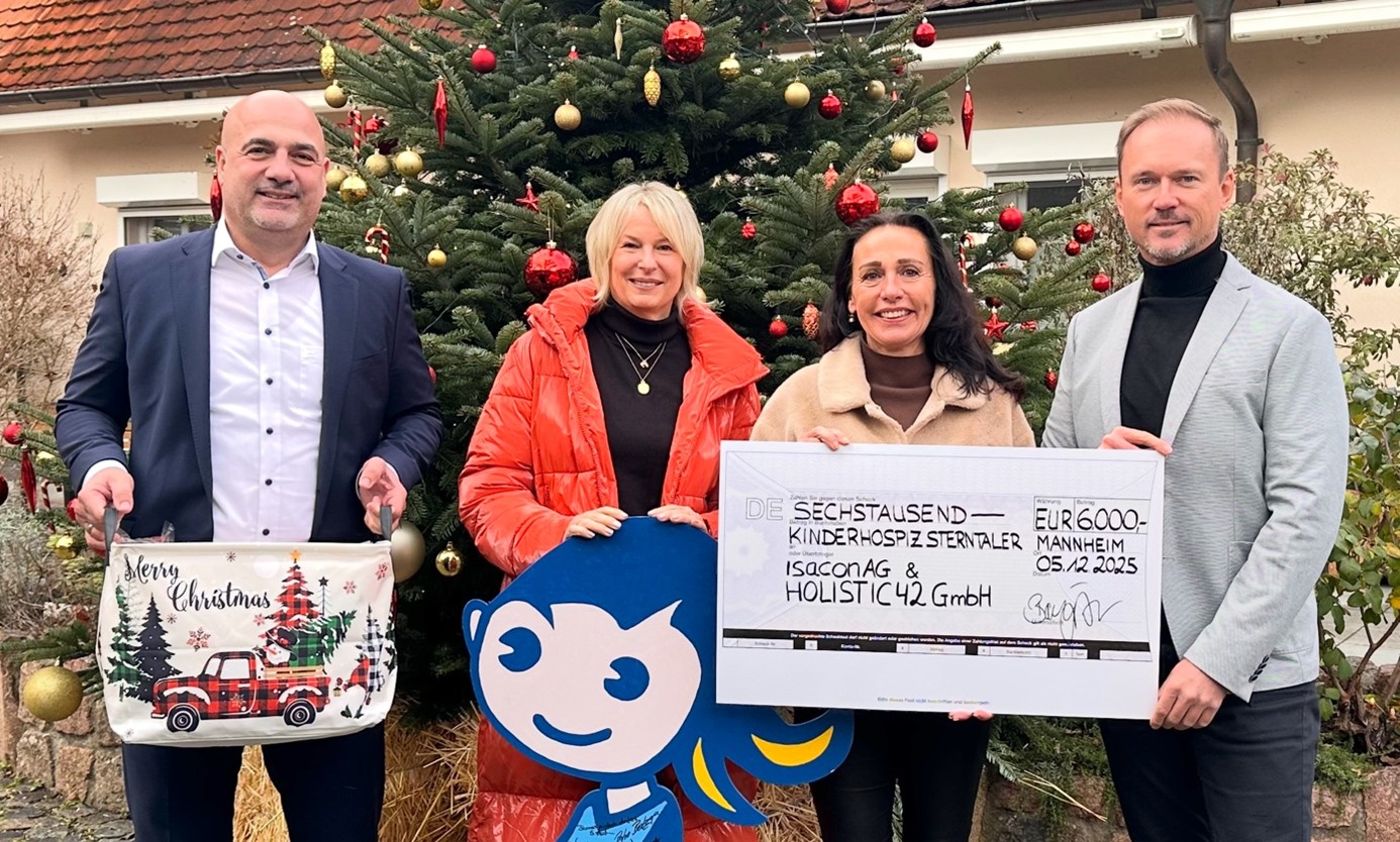 Übergabe 2025 Übergabe des Spendenscheck